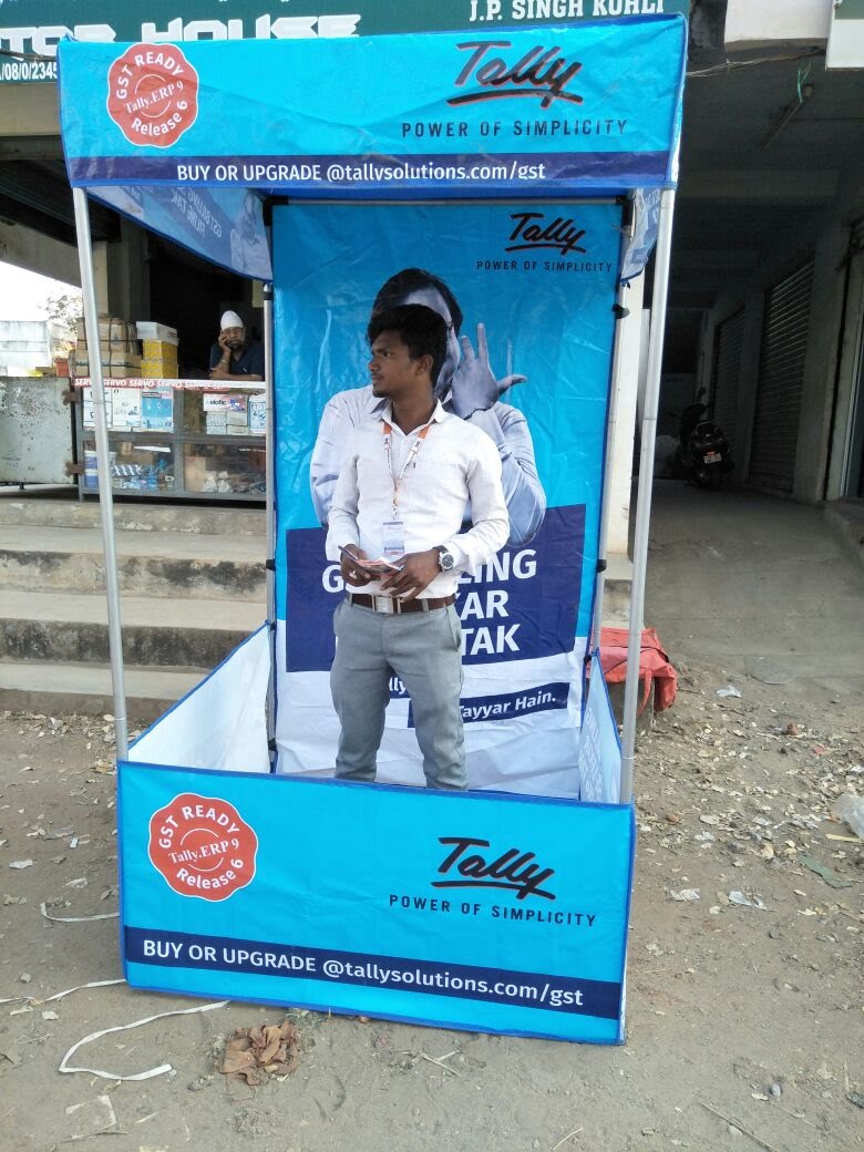 Portrait by Amir Geshani